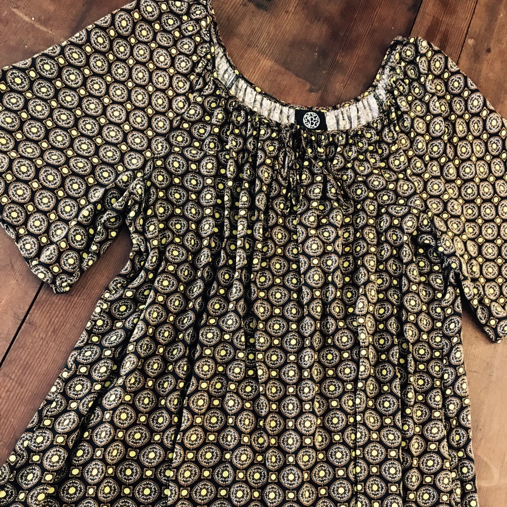 Bobeau Flaired Sleeves Printed Disk Top